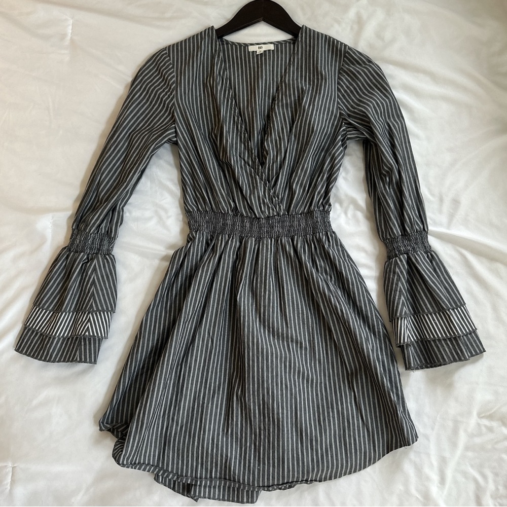 BP long sleeve dress